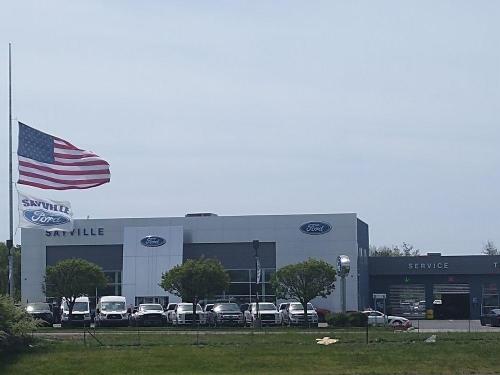 Sayville Ford